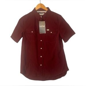 NWT Ferrell Pearl Snap Men’s Shirt Maroon Size Medium Brand New